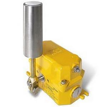 DBDQ/LS-II風(fēng)扇磨煤機(jī)拉繩開關(guān)、DB-LS0808皮帶安全拉繩開關(guān)380V生產(chǎn)