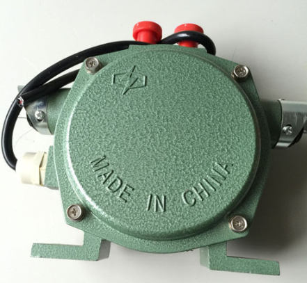 DIPTHL-II粉塵防爆拉繩開關(guān)250VAC/3A、DL2K-AC-15雙向拉繩內(nèi)部采用鋁鋅合金和行程開