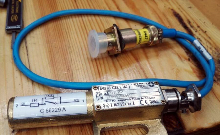 槽型光電開(kāi)關(guān)傳感器FU-07GN|常用220V紅外線(xiàn)光電開(kāi)關(guān)BR-50P